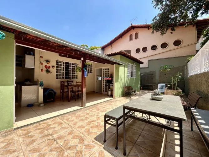 Preço excepcional: Casa a venda no Liberdade