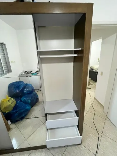 Guarda Roupa