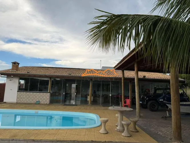 Chácara com 3 dormitórios à venda, 1000 m² por R$ 850.000,00 - Barreiro Rico - Anhembi/SP