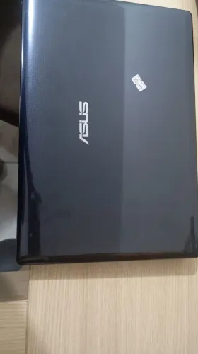 Notebook Asus usado para uso de peças.