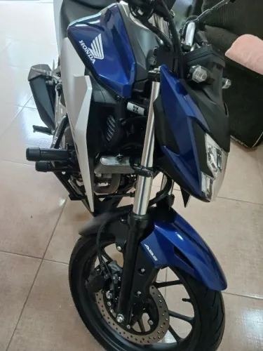 CB 300F - 4.400km