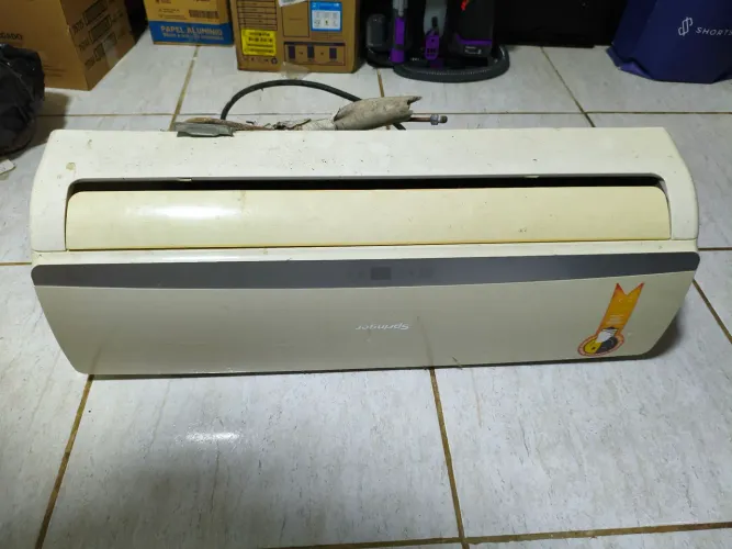 Ar-Condicionado Springer Split 12.000 BTUs - Não Testado / Para Peças