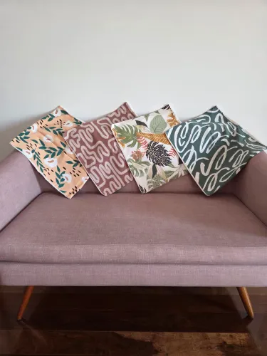 Conjunto com 4 capas de almofada da Westwing em perfeito estado - estampas naturais lindas