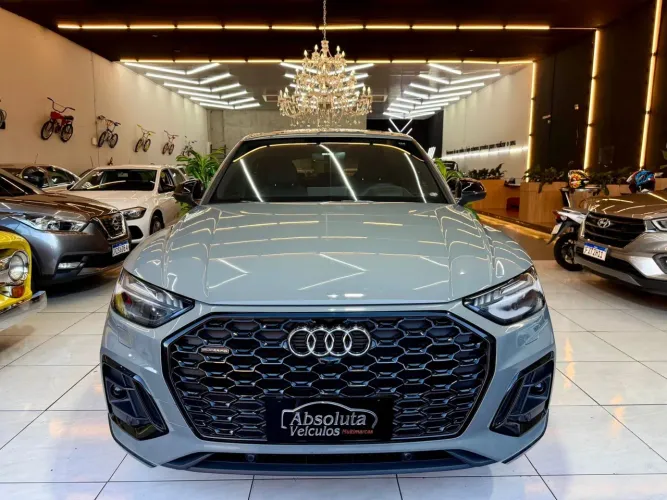 Audi Q5 Spb. S-line Black 2.0 TFSI Qua.s-tron 2022