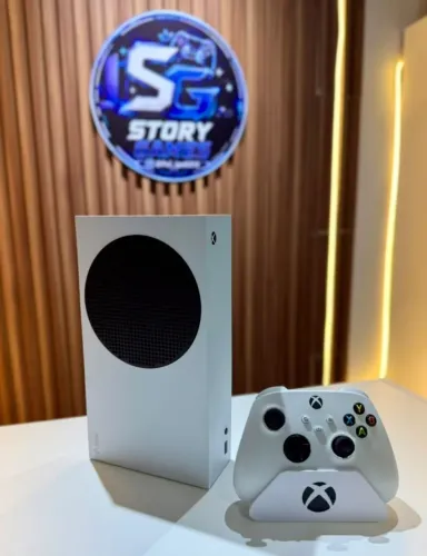 Xbox Series S - 1 Controle