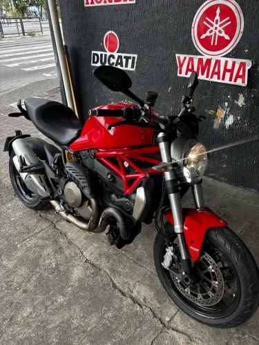 Ducati Monster 1200 19 mil km