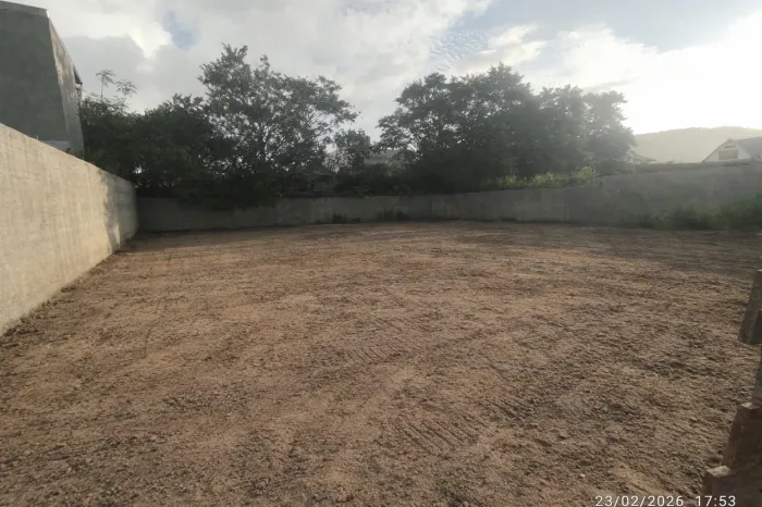 Ótima oportunidade lotes de 8x15