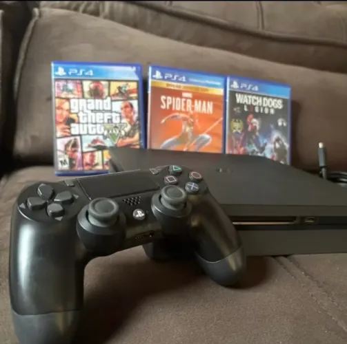 Play station 4 + gta5, spider man, watch dogs