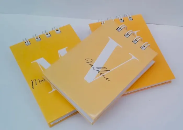 Kit com 10 Bloquinhos Personalizados - Capa Dura