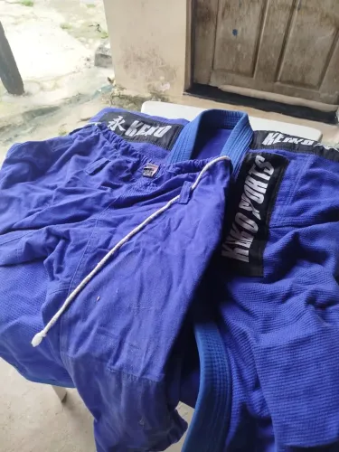 Kimono de jiu-jitsu Keiko azul