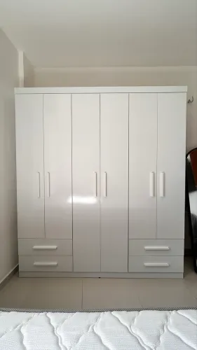 Guarda roupa casal 100% MDF em laca