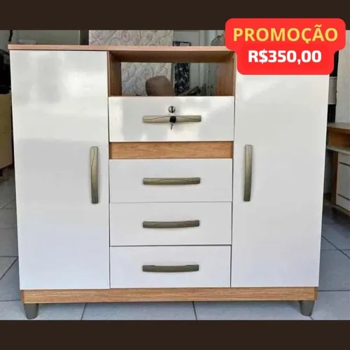 Cômoda com chave 