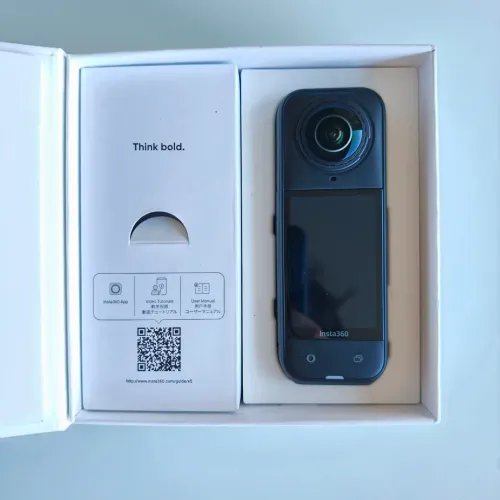 Insta 360 X5 - Estado de nova - Kit completo na caixa original
