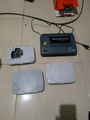 Lote de vídeo games retrô