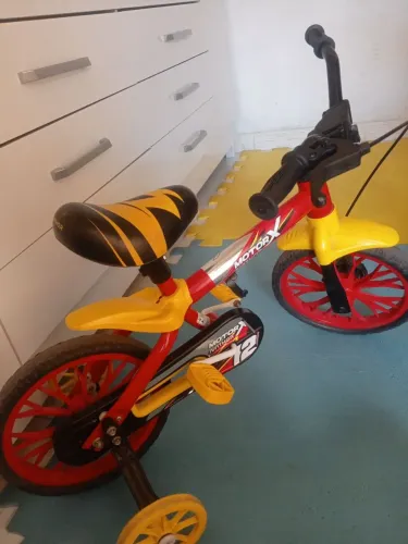 Bicicleta aro 12...