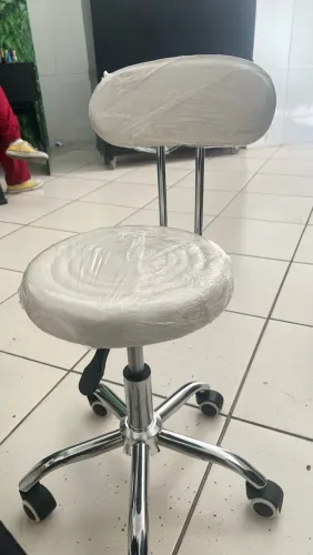 VENDO CADEIRA MOCHO