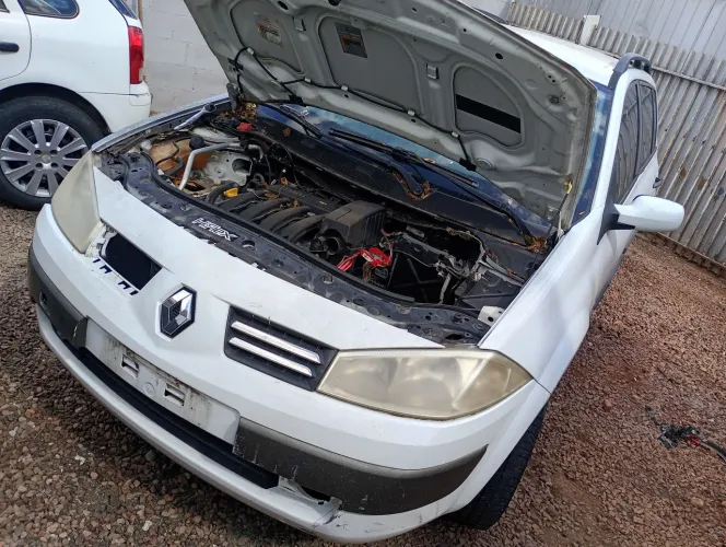 Megane para retirada de peças 