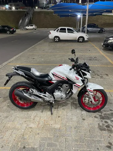 CB 250 TWISTER 2022