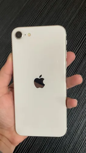 iPhone SE 2022 geração 3