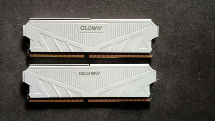 Kit Memória Ram 16GB (2x8GB) DDR4 3000MHz Gloway Gamer CL16 Branco