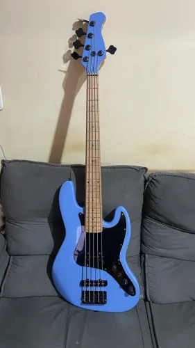 Baixo Luthier c/ circ EMG BQS