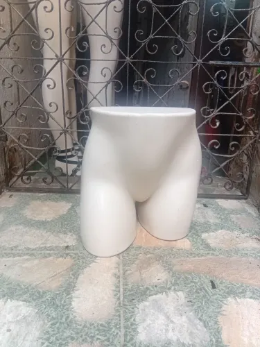 Busto short
