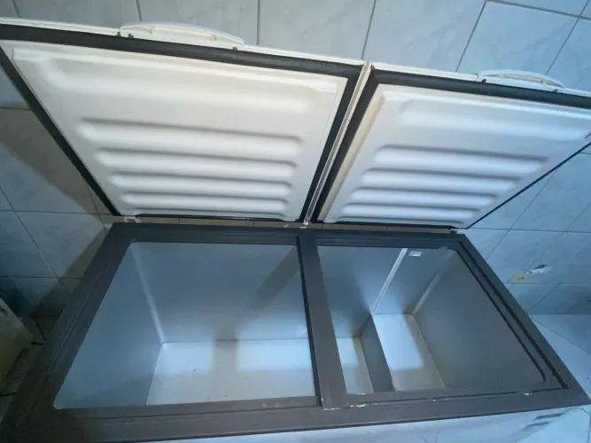 Freezer 534L cônsul 127w
