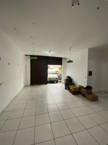 Ponto Comercial no Centro de São Roque!