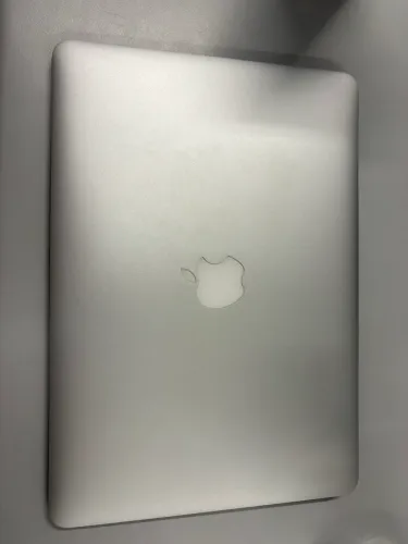MacBook Air 2017 Seminovo