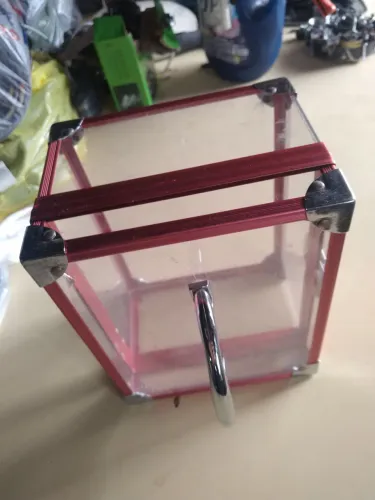 Caixinha de costura ou maquiagem