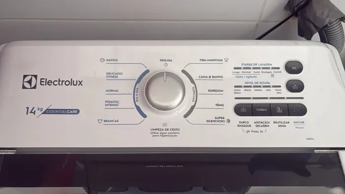 Máquina de lavar Electrolux essential care 14kg