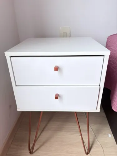 Escrivana + cômoda + cadeira de escritório