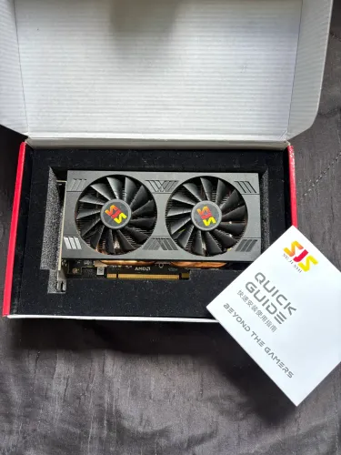 RX580 2048sp 8 GB RAM (PERFEITO ESTADO!) usada por 2 anos