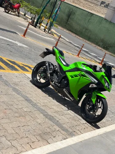 Kawasaki Ninja 300 