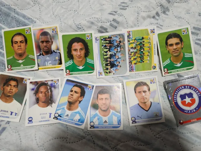 12 figurinhas copa do mundo 2010