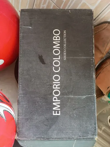 Sapato de couro legítimo !