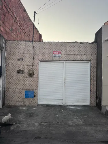 Casa em rua pública no Vila Velha