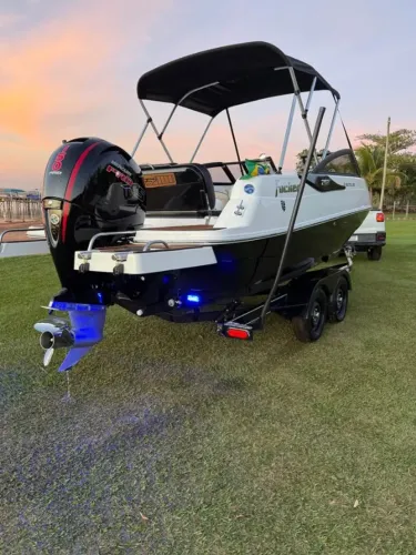 Focker 212 Mercury 150 Pro XS