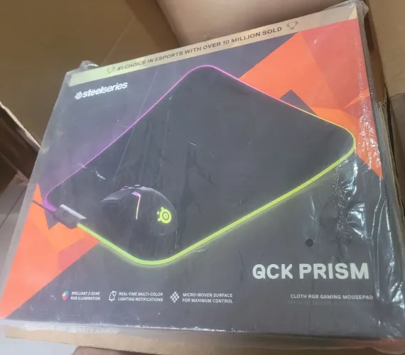 Mouse Pad Gamer - Pano de prisma RGB médio - SteelSeries QcK