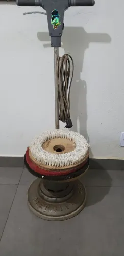 Lavada De piso profissional