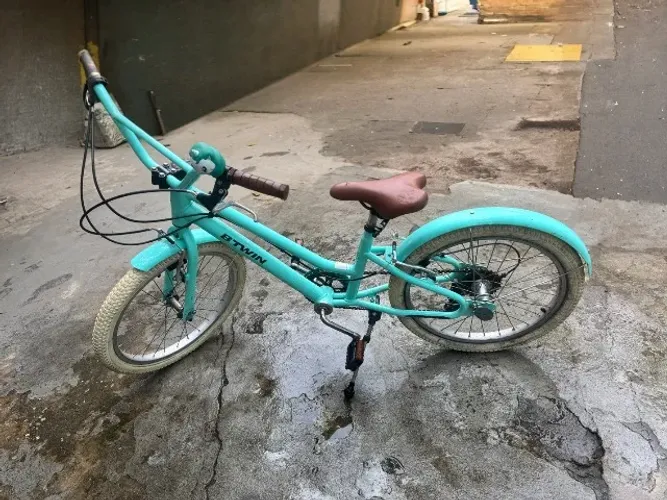 Bicicleta Infantil BTWIN Aro 20 - 6 Marchas | Usada 