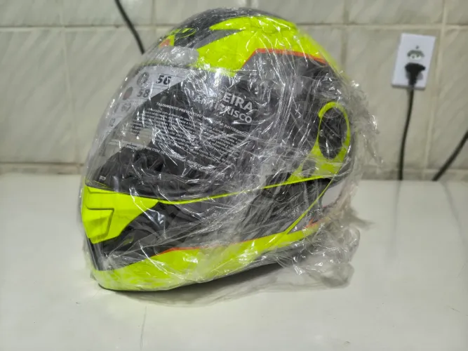 Capacete Helt novo nunca usado
