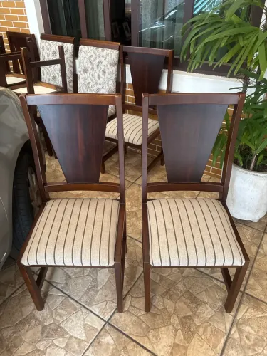 2 Cadeiras de jantar 