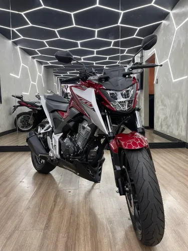 HONDA CB300F TWISTER