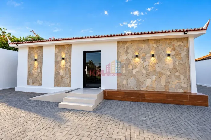 PRÉDIO COMERCIAL  07 Salas | 260m² de Área Construída | Nova Betânia  Mossoró/RN
