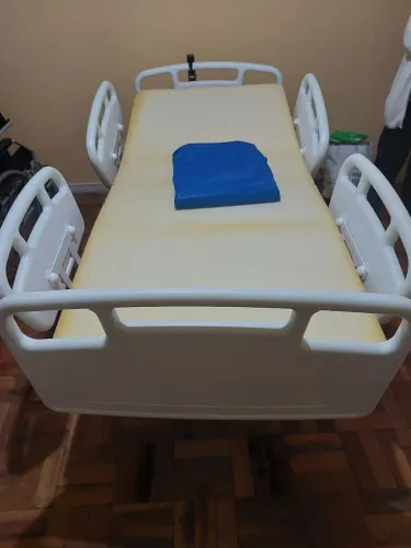 Cama hospitalar