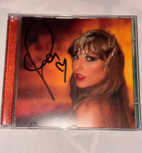 CD The Life Of A Showgirl (Autografado) - Taylor Swift