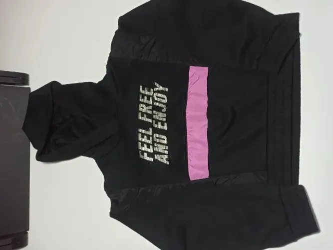 zara blusa moletom cropped "feel free" 164cm - original