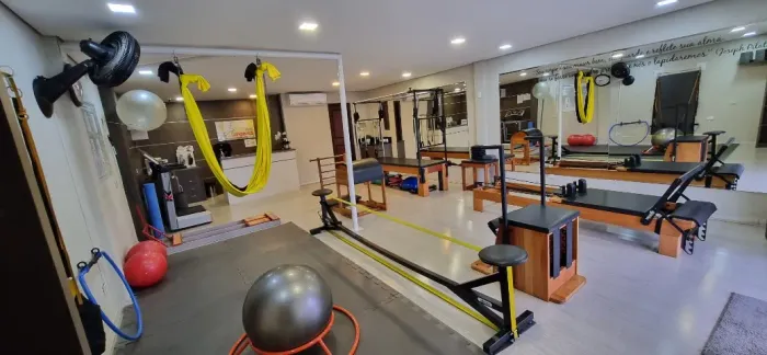 VENDE-SE STUDIO DE PILATES COMPLETO E NEOPILATES.