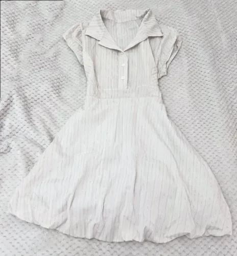 Vestido de Secretária Branco - Etiqueta M / G
